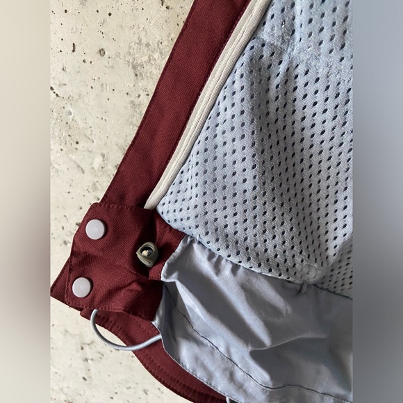 Patagonia Women’s Jacket with Fleece Interior - Picture 4 of 16